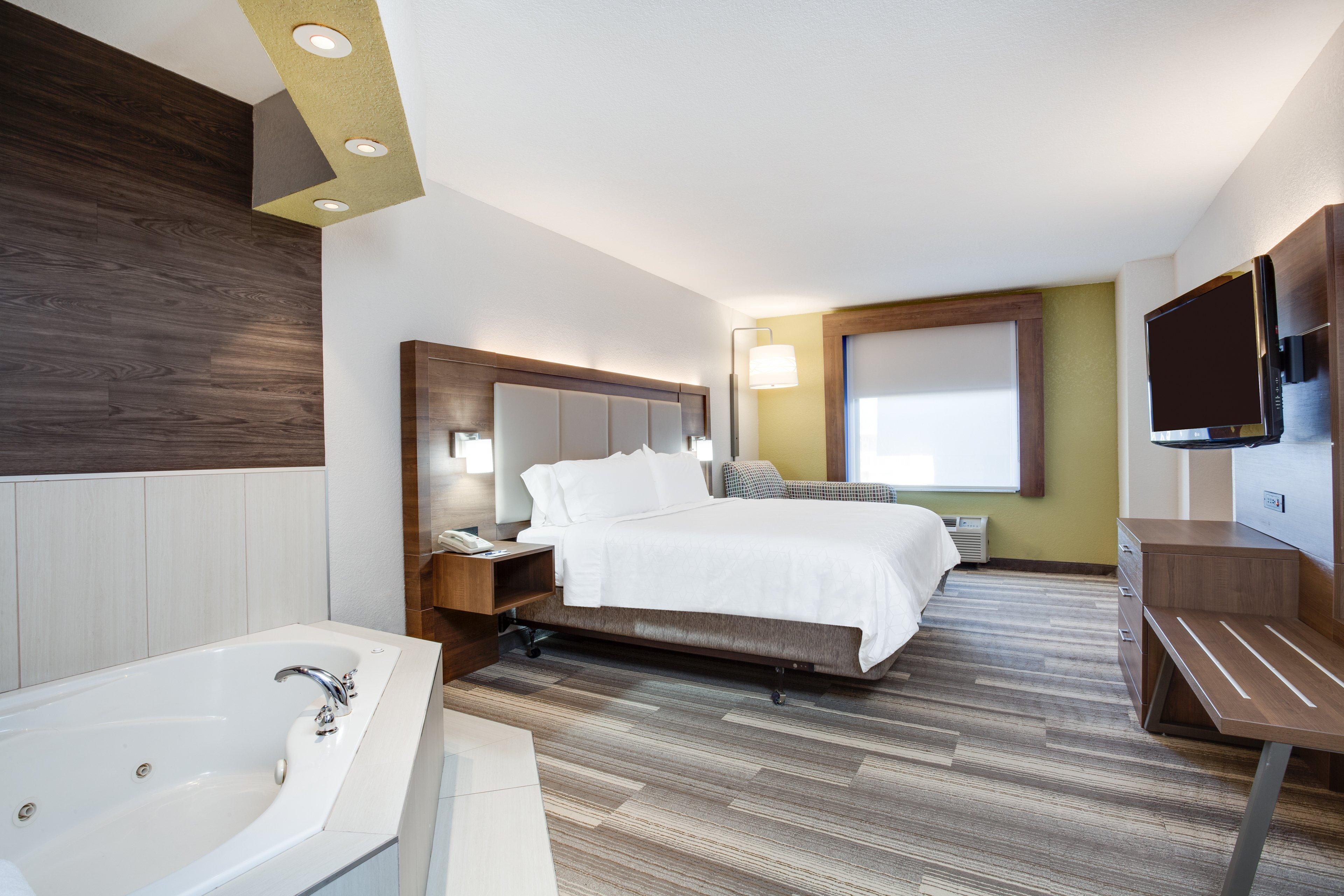 Holiday Inn Express Hotel & Suites Clewiston By Ihg Bagian luar foto
