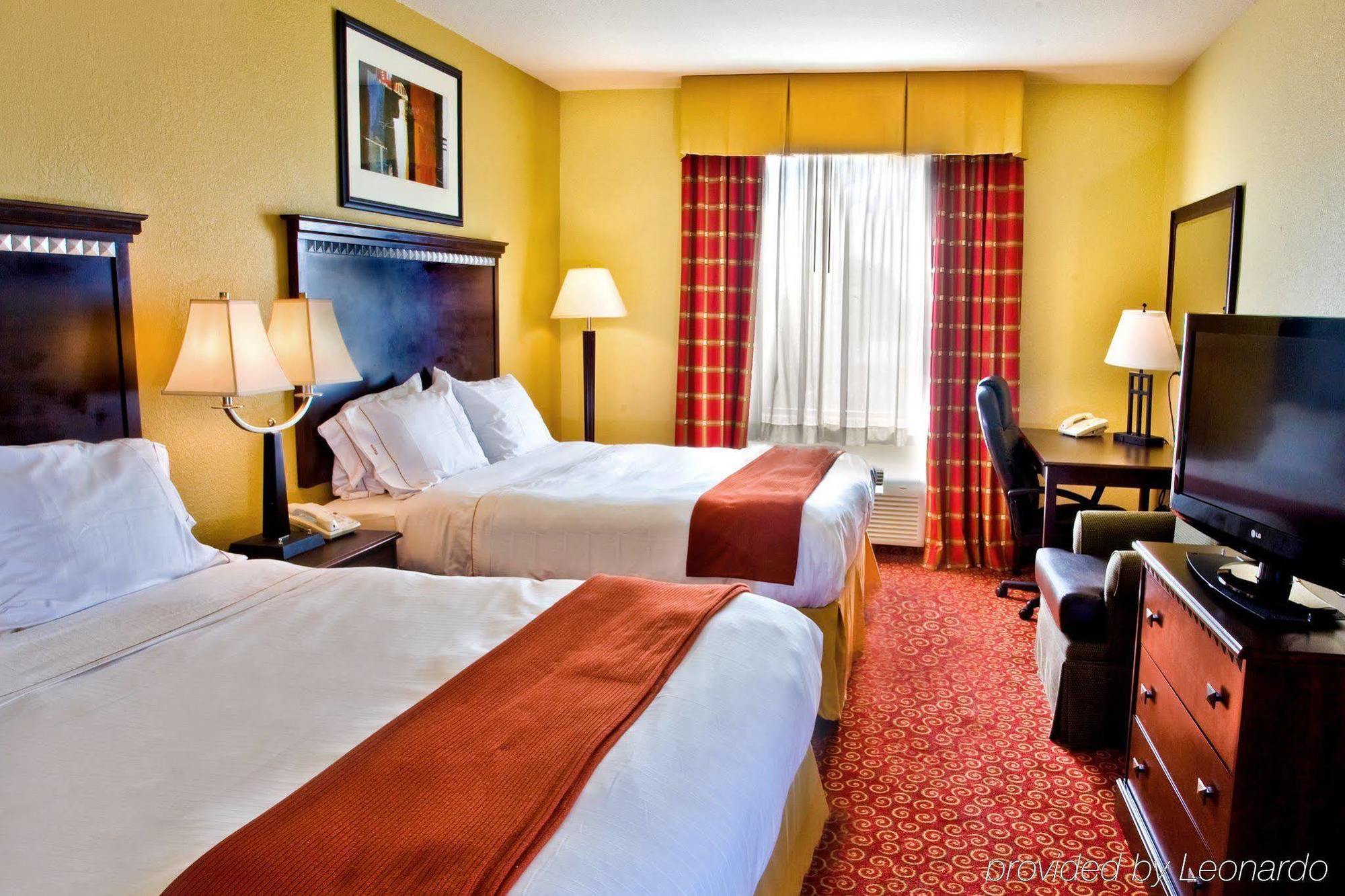 Holiday Inn Express Hotel & Suites Clewiston By Ihg Ruang foto