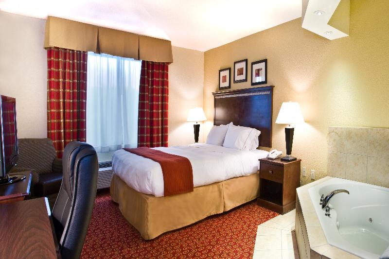 Holiday Inn Express Hotel & Suites Clewiston By Ihg Bagian luar foto